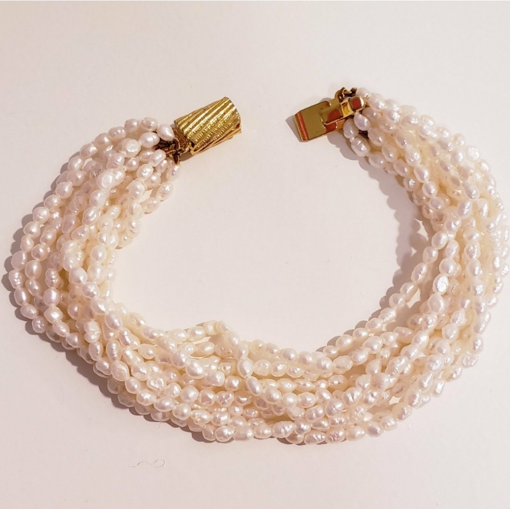 Vintage multi strand pearl bracelet